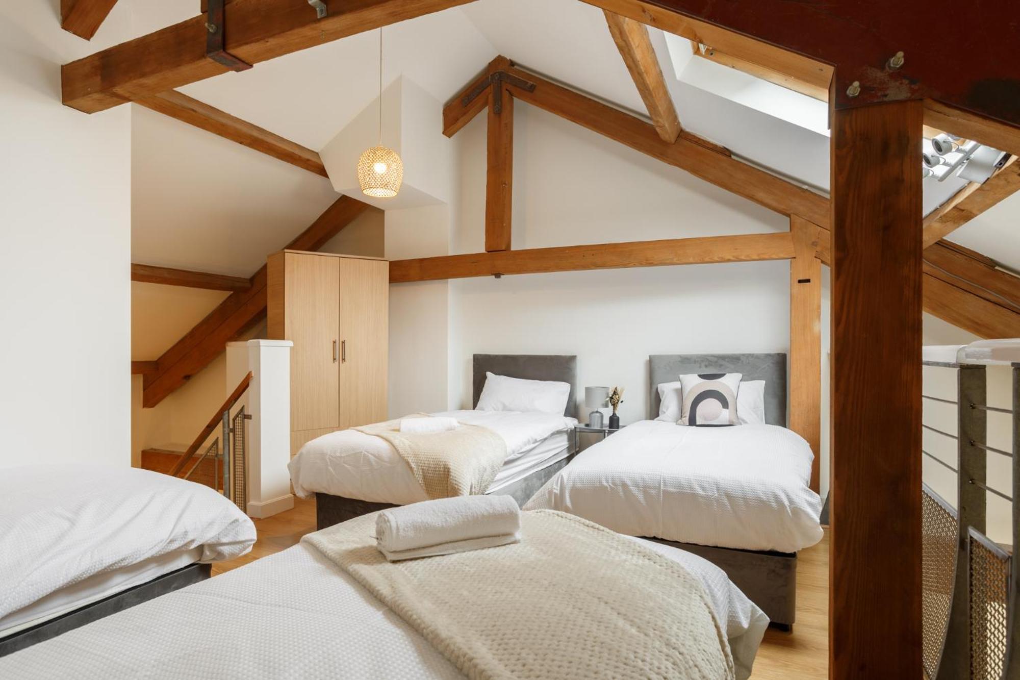 Cozy Downtown Loft In Bradford Apartment Bradford  Exterior photo